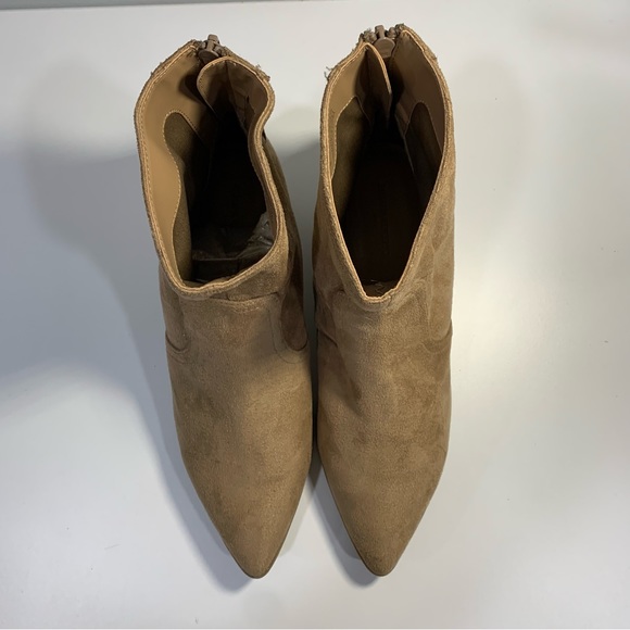 Banana Republic Womens Faux Suede Bootie Boots Shoes 8M Taupe Beige Zip Ankle - Picture 10 of 16